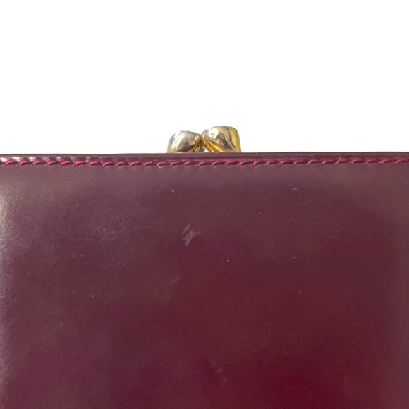 GUCCI  RARE Vintage Kiss Lock Wallet in Burgundy Color - Picture 9 of 14